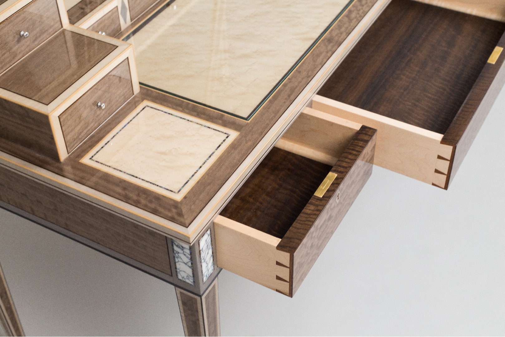 Venus Dressing Table Full Img